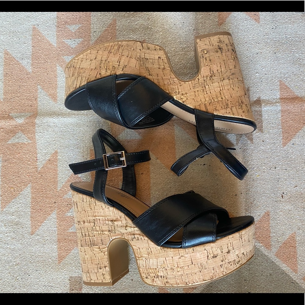 MADDEN GIRL black platforms